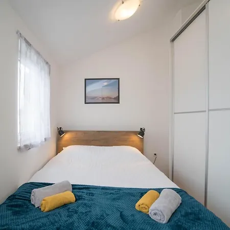 Cozy Close To The Beach And City Centre Umag