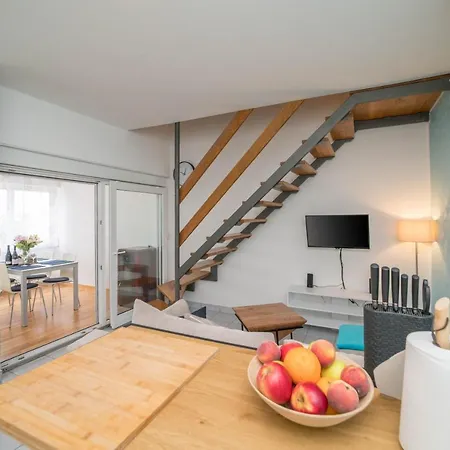 Cozy Close To The Beach And City Centre Apartment